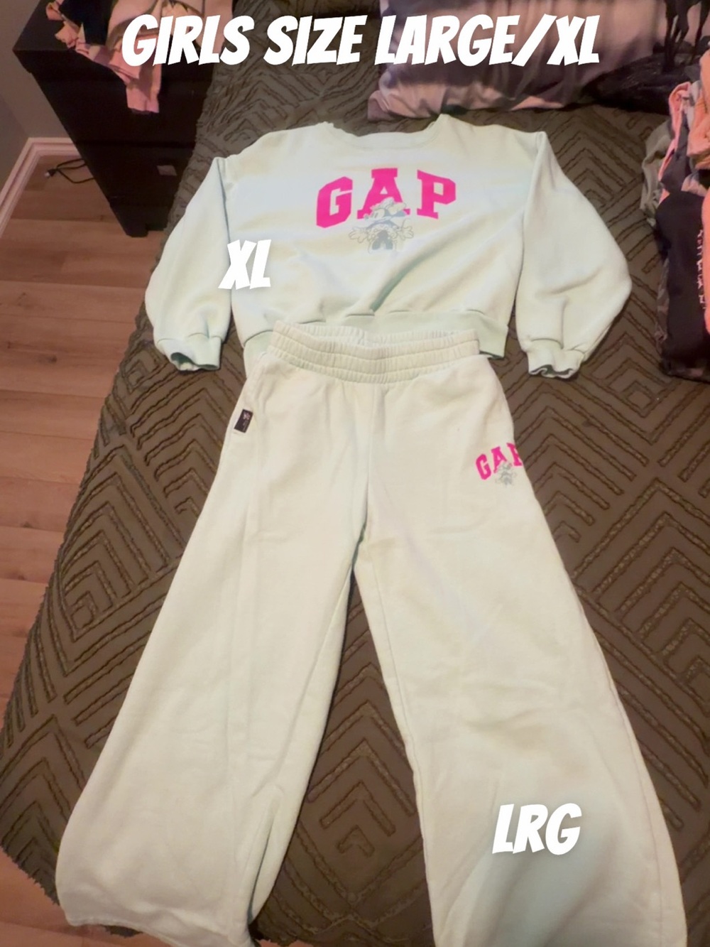 GAP Girls Mint Green Sweatpants with Pink Logo